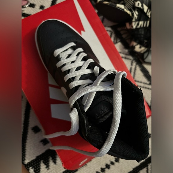 Nike hi dunks - Picture 3 of 5